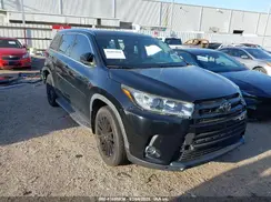 5TDDZRFH1KS712235 2019 TOYOTA HIGHLANDER
