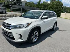 5TDDZRFH1KS717631 2019 TOYOTA HIGHLANDER