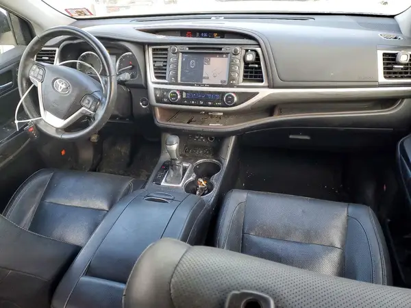 5TDDZRFH1KS721856 2019 TOYOTA HIGHLANDER - Image 8