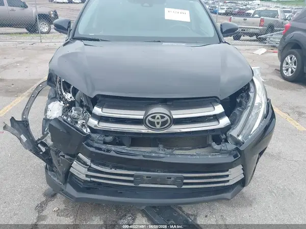 2019 TOYOTA HIGHLANDER IAAI lot 45321491 auction photo 6