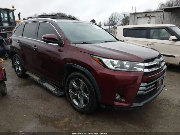 5TDDZRFH1KS722652 2019 TOYOTA HIGHLANDER - Image 1