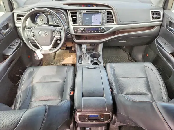 5TDDZRFH1KS728189 2019 TOYOTA HIGHLANDER - Image 8