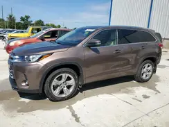 5TDDZRFH1KS917604 2019 TOYOTA HIGHLANDER