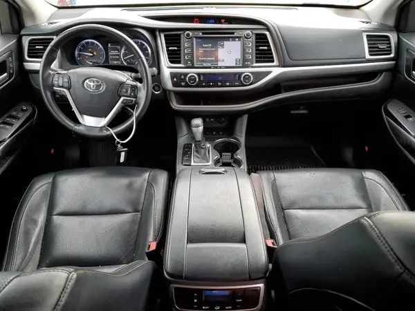 5TDDZRFH1KS930997 2019 TOYOTA HIGHLANDER - Image 8