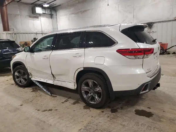 5TDDZRFH1KS938453 2019 TOYOTA HIGHLANDER - Image 2