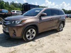 5TDDZRFH1KS952143 2019 TOYOTA HIGHLANDER