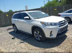 5TDDZRFH1KS958816 2019 TOYOTA HIGHLANDER