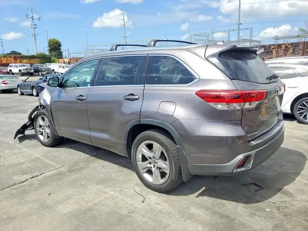 5TDDZRFH1KS961487 2019 TOYOTA HIGHLANDER - Image 2