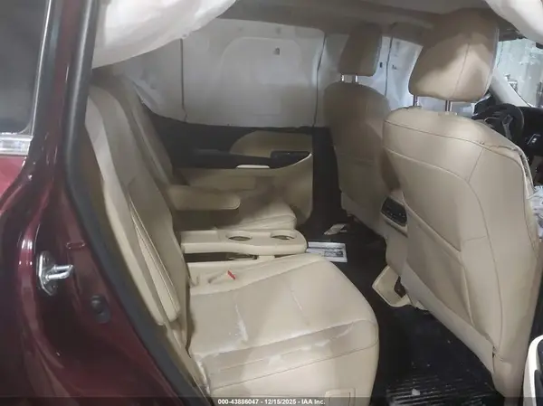 5TDDZRFH1KS970996 2019 TOYOTA HIGHLANDER - Image 8