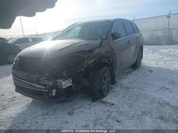 5TDDZRFH1KS980122 2019 TOYOTA HIGHLANDER - Image 2
