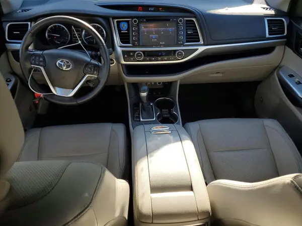 5TDDZRFH1KS980136 2019 TOYOTA HIGHLANDER - Image 8