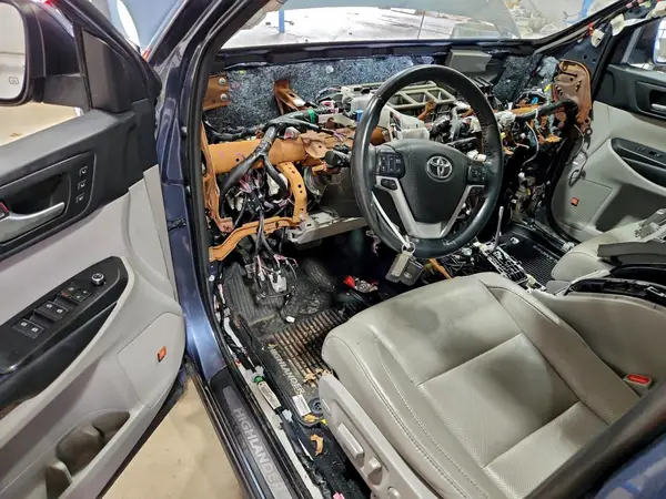 5TDDZRFH1KS990231 2019 TOYOTA HIGHLANDER - Image 8