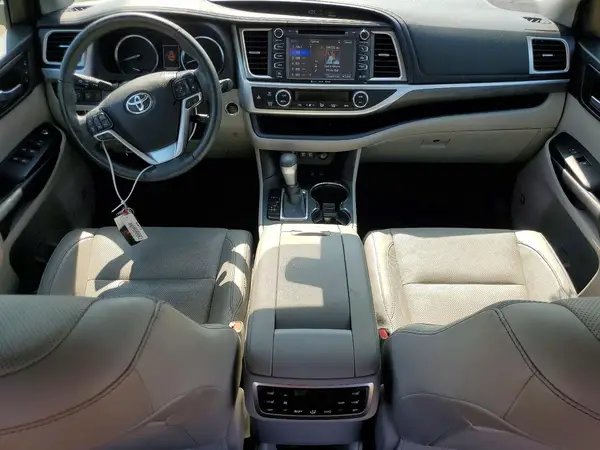 5TDDZRFH1KS993162 2019 TOYOTA HIGHLANDER - Image 8