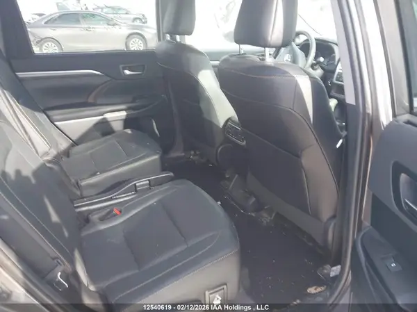 5TDDZRFH1KS994229 2019 TOYOTA HIGHLANDER - Image 8