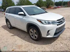 5TDDZRFH2HS380363 2017 TOYOTA HIGHLANDER