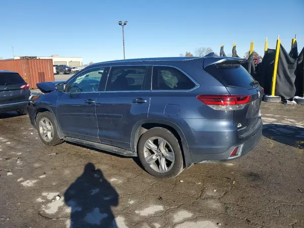 5TDDZRFH2HS407545 2017 TOYOTA HIGHLANDER - Image 2