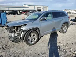 5TDDZRFH2HS412390 2017 TOYOTA HIGHLANDER