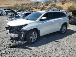 5TDDZRFH2HS425169 2017 TOYOTA HIGHLANDER