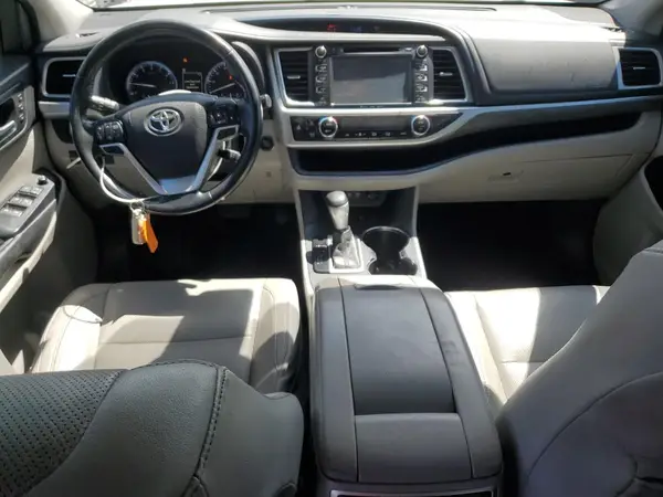 5TDDZRFH2HS425169 2017 TOYOTA HIGHLANDER - Image 8