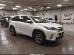 5TDDZRFH2HS443509 2017 TOYOTA HIGHLANDER