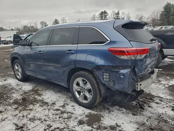 5TDDZRFH2HS449410 2017 TOYOTA HIGHLANDER - Image 2