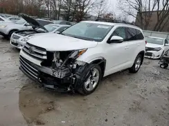 5TDDZRFH2JS498533 2018 TOYOTA HIGHLANDER