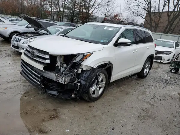 5TDDZRFH2JS498533 2018 TOYOTA HIGHLANDER - Image 1