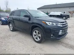 5TDDZRFH2JS499911 2018 TOYOTA HIGHLANDER