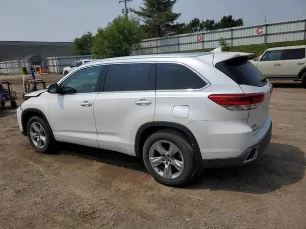 5TDDZRFH2JS805618 2018 TOYOTA HIGHLANDER - Image 2