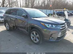 5TDDZRFH2JS806753 2018 TOYOTA HIGHLANDER