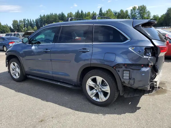 5TDDZRFH2JS808454 2018 TOYOTA HIGHLANDER - Image 2