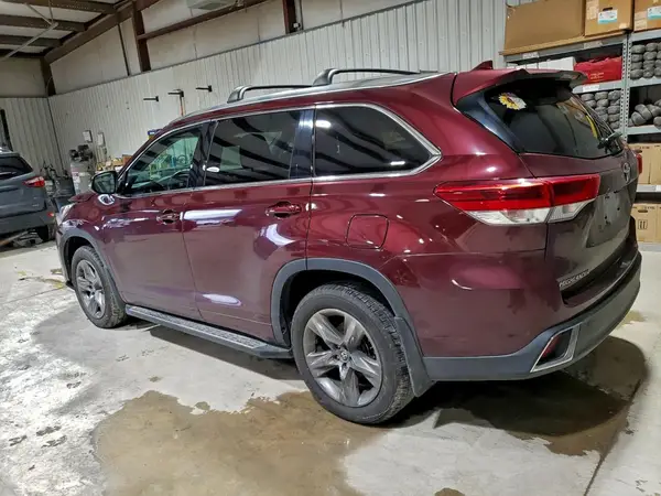 5TDDZRFH2JS843771 2018 TOYOTA HIGHLANDER - Image 2