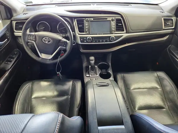 5TDDZRFH2JS846038 2018 TOYOTA HIGHLANDER - Image 8