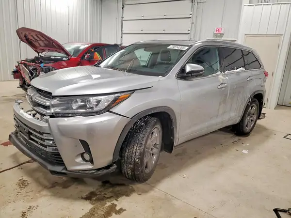 5TDDZRFH2JS854771 2018 TOYOTA HIGHLANDER - Image 1