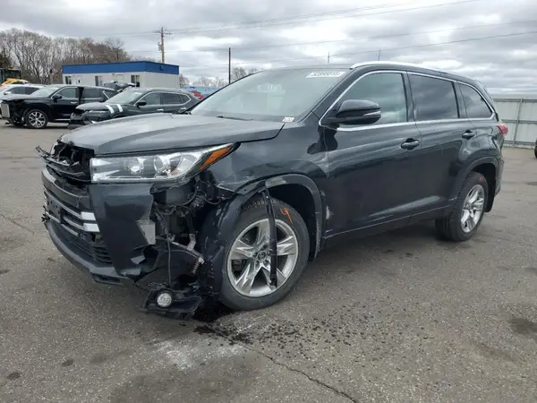 5TDDZRFH2JS897717 2018 TOYOTA HIGHLANDER - Image 1
