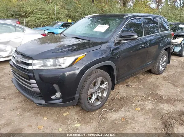 5TDDZRFH2JS914936 2018 TOYOTA HIGHLANDER - Image 2
