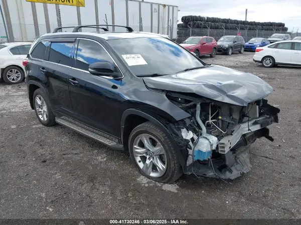 5TDDZRFH2KS743252 2019 TOYOTA HIGHLANDER - Image 1