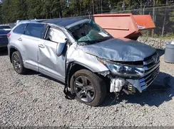 5TDDZRFH2KS920267 2019 TOYOTA HIGHLANDER