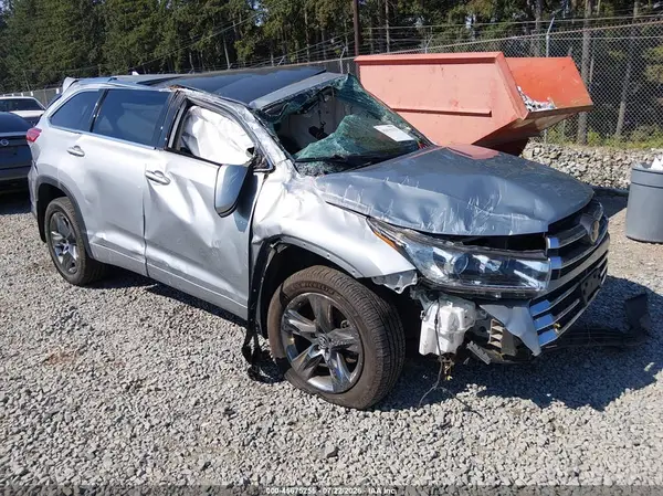 5TDDZRFH2KS920267 2019 TOYOTA HIGHLANDER - Image 1