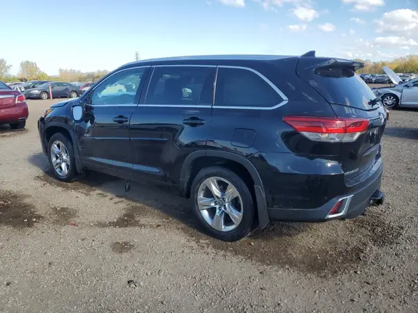 5TDDZRFH2KS940745 2019 TOYOTA HIGHLANDER - Image 2