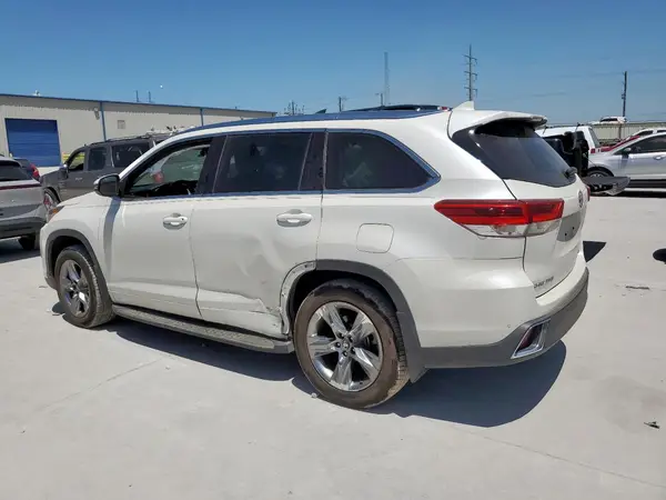 5TDDZRFH2KS957237 2019 TOYOTA HIGHLANDER - Image 2