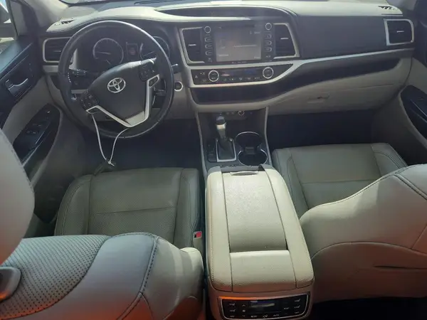 5TDDZRFH2KS965144 2019 TOYOTA HIGHLANDER - Image 8
