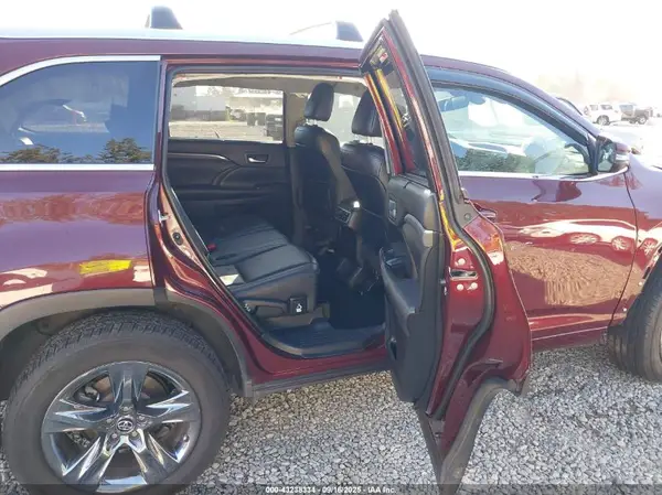 5TDDZRFH2KS973406 2019 TOYOTA HIGHLANDER - Image 8