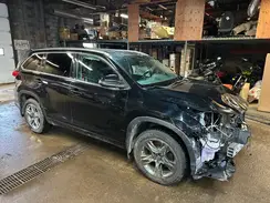 5TDDZRFH2KS984597 2019 TOYOTA HIGHLANDER