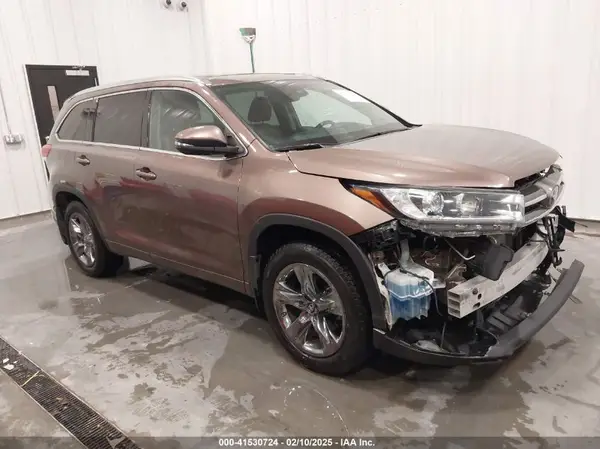 5TDDZRFH2KS990402 2019 TOYOTA HIGHLANDER - Image 1