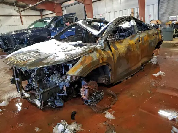 5TDDZRFH2KS991291 2019 TOYOTA HIGHLANDER - Image 1