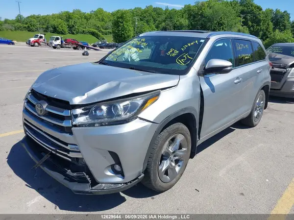 5TDDZRFH2KS992229 2019 TOYOTA HIGHLANDER - Image 2