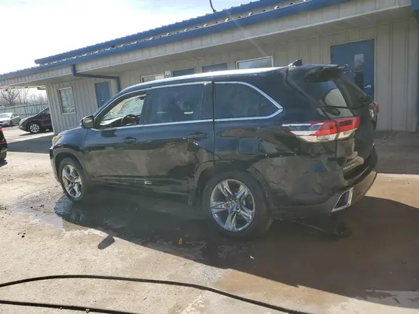 5TDDZRFH3HS371946 2017 TOYOTA HIGHLANDER - Image 2