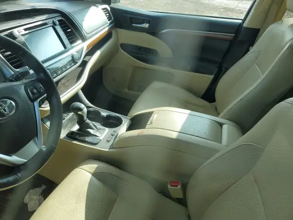 5TDDZRFH3HS386463 2017 TOYOTA HIGHLANDER - Image 8