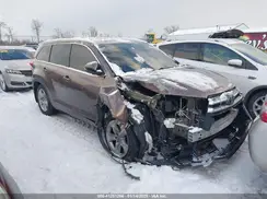 5TDDZRFH3HS395812 2017 TOYOTA HIGHLANDER